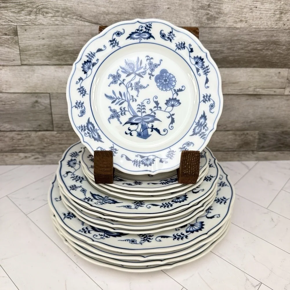 Blue Danube Japan Plates Set of 12 - 6.75